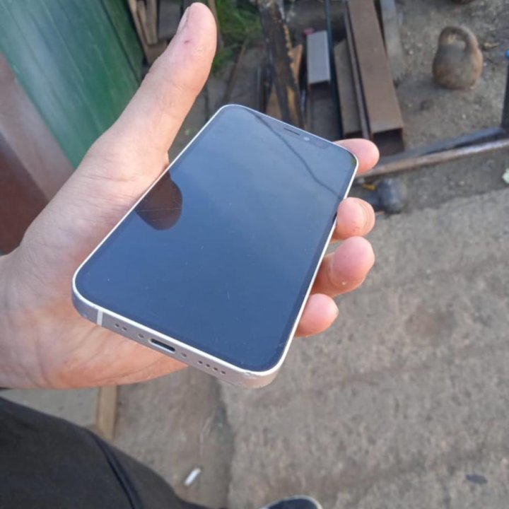 iPhone 12 mini