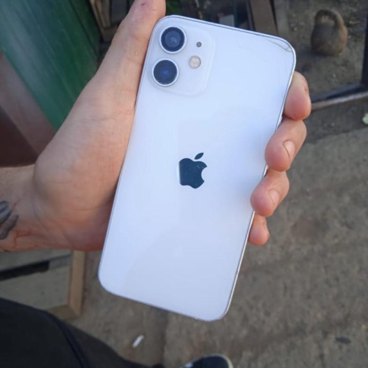 iPhone 12 mini