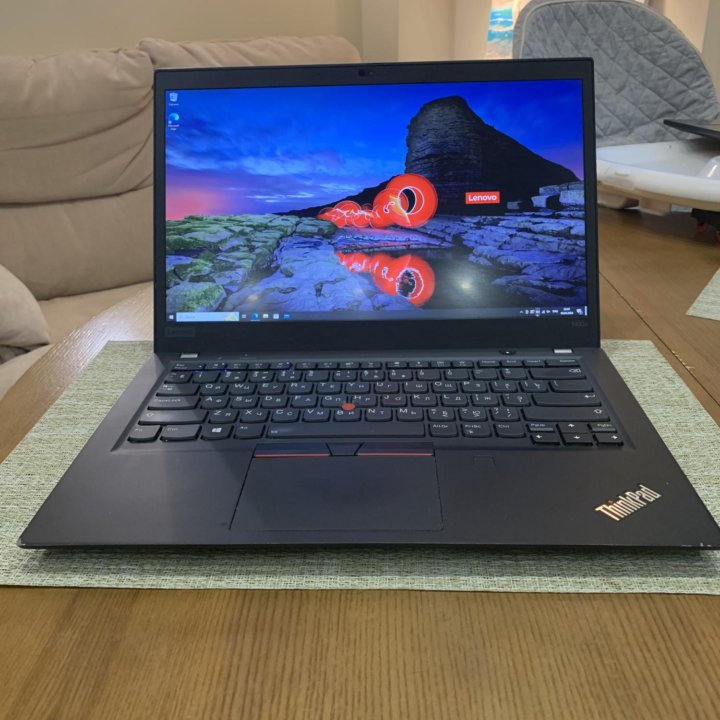 Ноутбук Lenovo Thinkpad T490s/16 GB RAM/SSD 475 GB