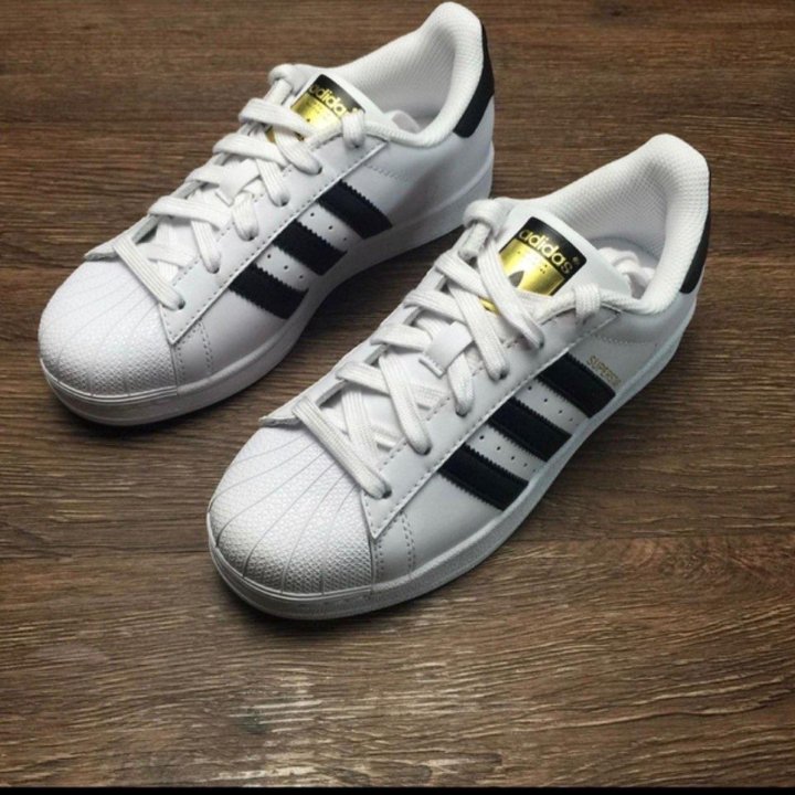 Кроссовки Adidas Superstar