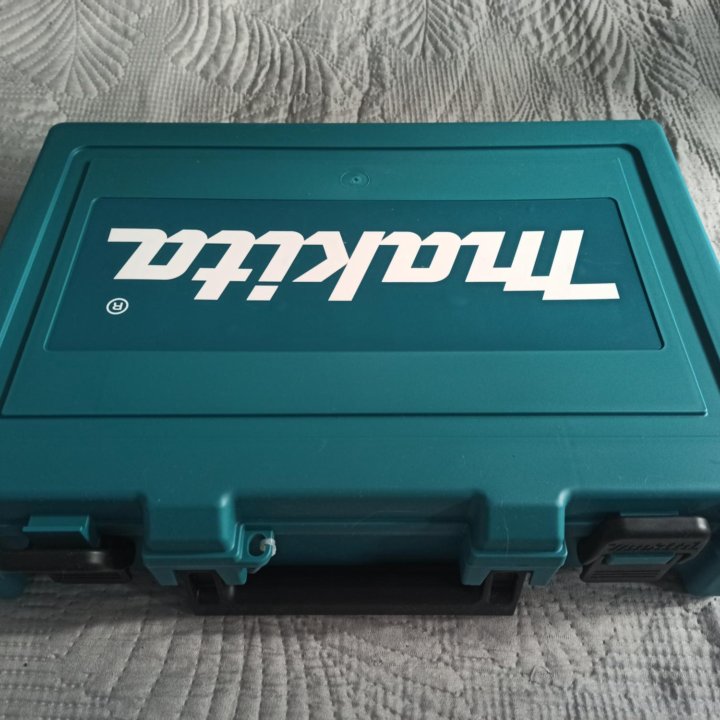 Перфоратор makita hr2470