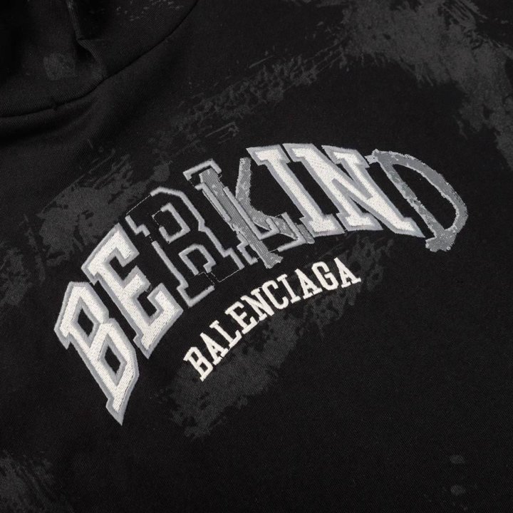 Худи BALENCIAGA BERKIND UNISEX