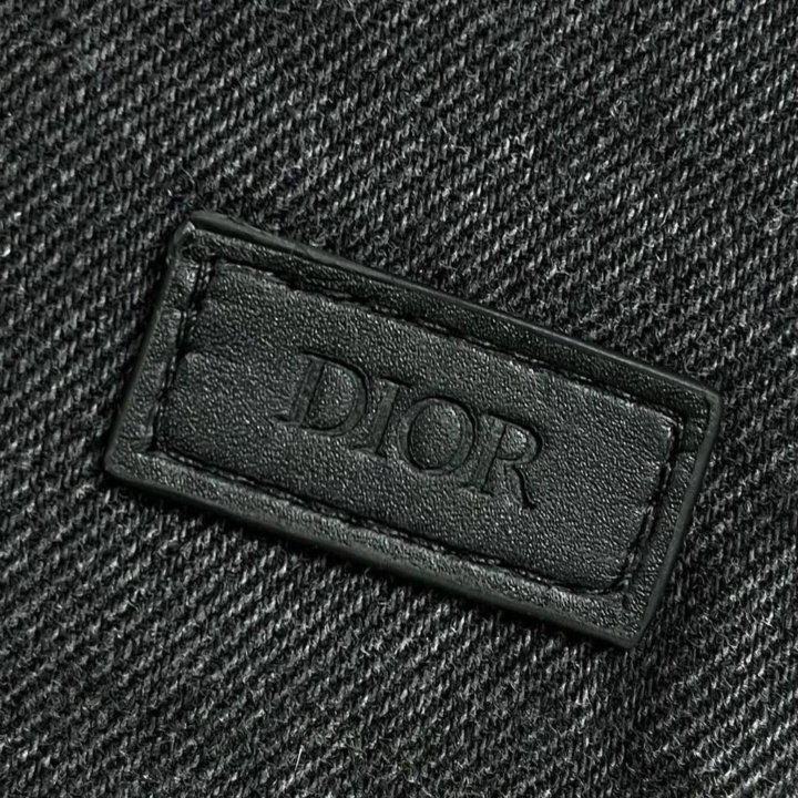 Джинсовая куртка DIOR