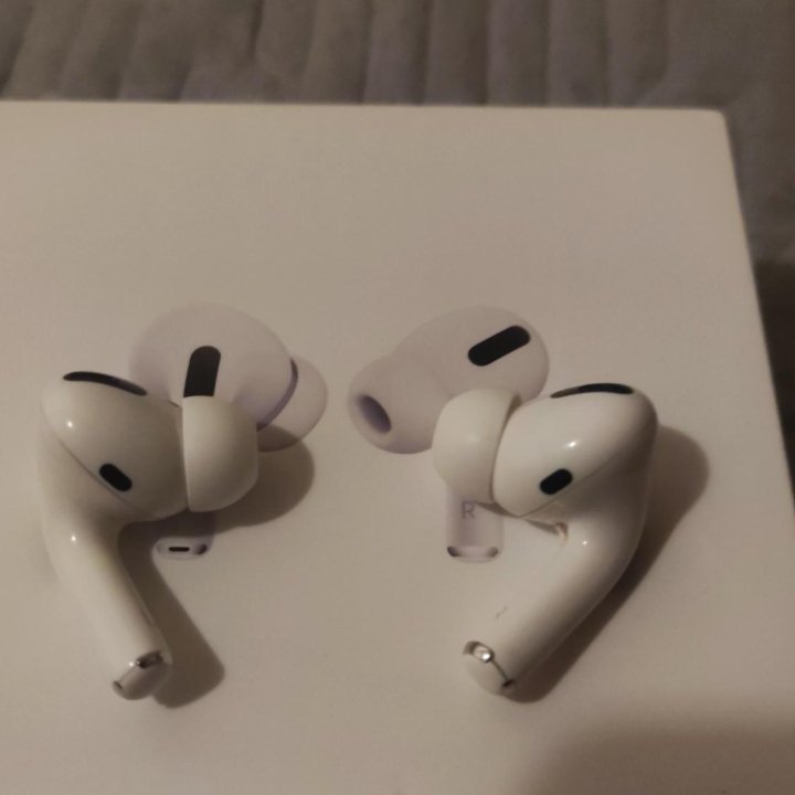 Airpods pro без кейса