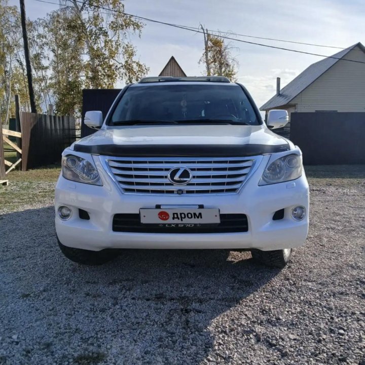 Lexus LX, 2009