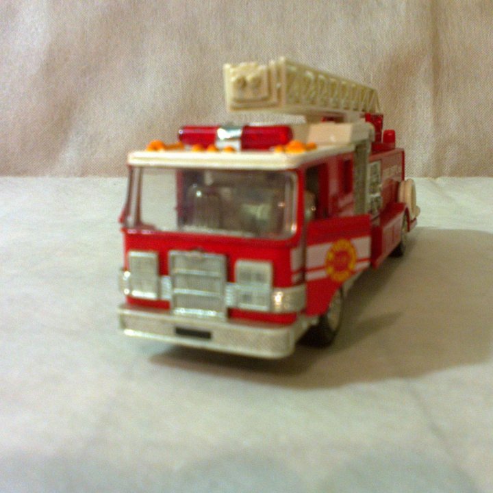 Пожарная машина Fire Dept 700B Американская Модель