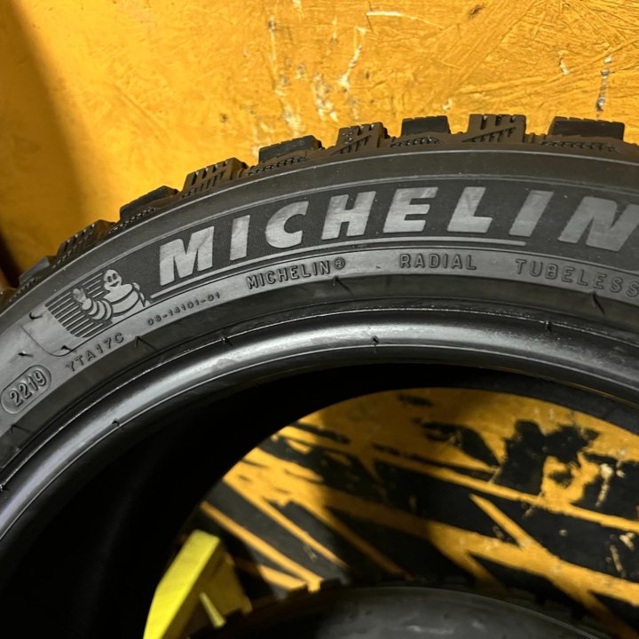 Новые Зимние шины Michelin X-Ice North 4 R17 2020