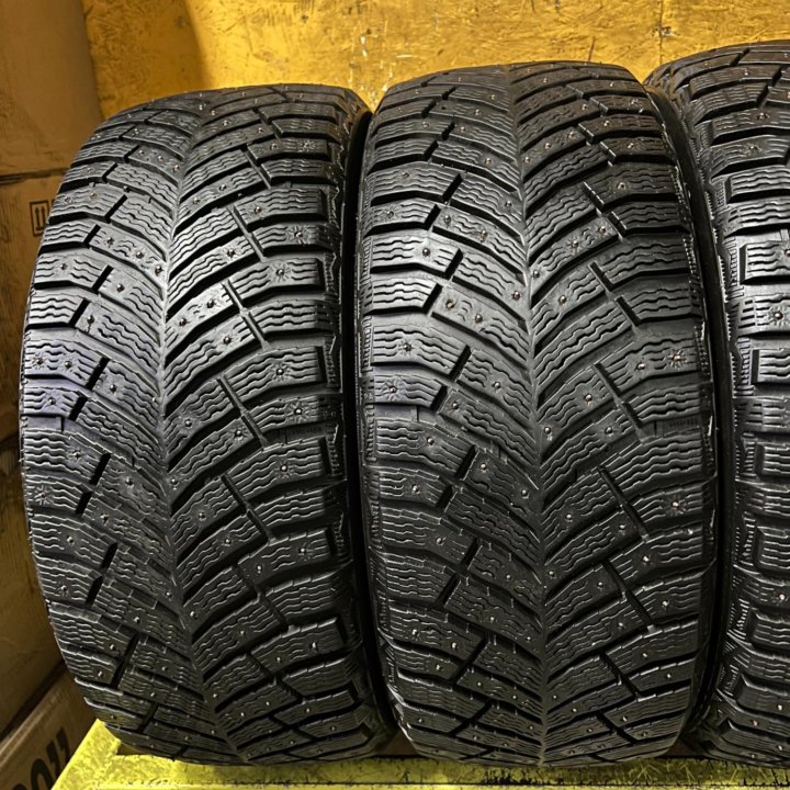 Новые Зимние шины Michelin X-Ice North 4 R17 2020