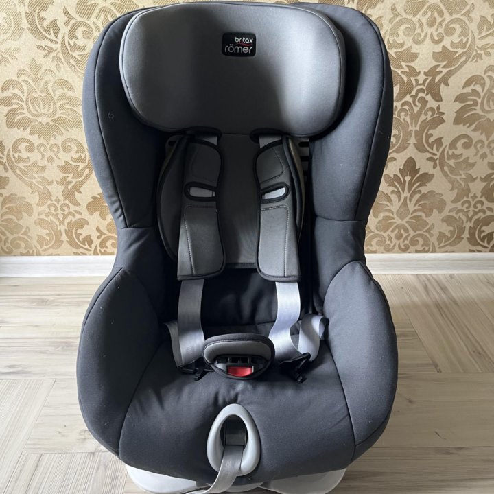 Автокресло детское Britax romer king II