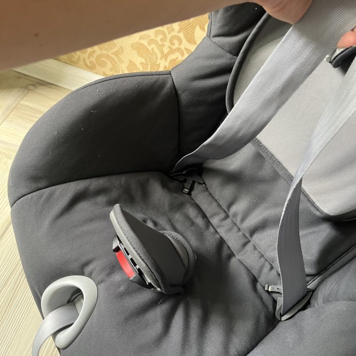 Автокресло детское Britax romer king II