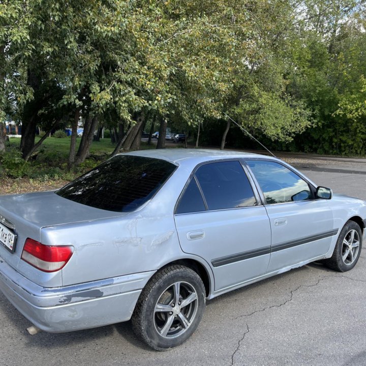 Toyota Carina, 1997