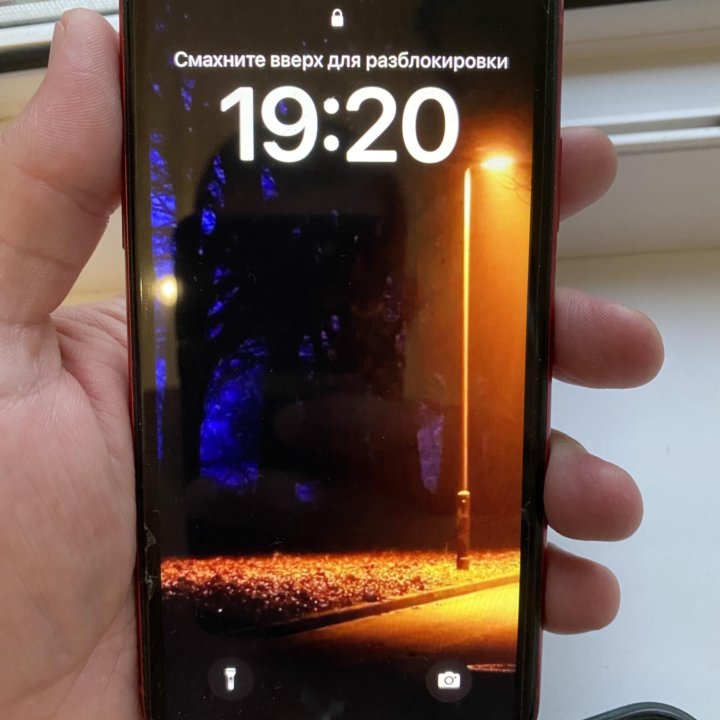 Продам iPhone 11 128