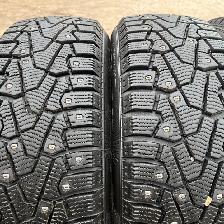 Зима Pirelli Winter Ice Zero 185/60 R15 88T 1 мес