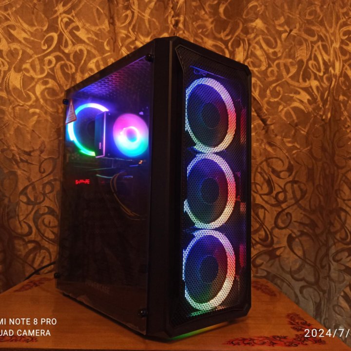 Игровой компьютер.