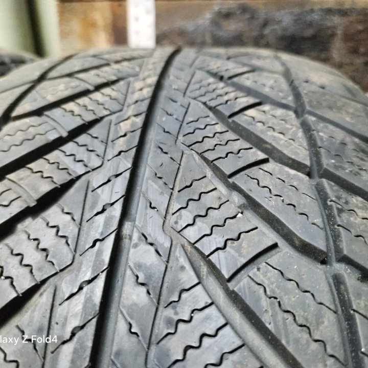 Goodyear UltraGrip 8 Performance