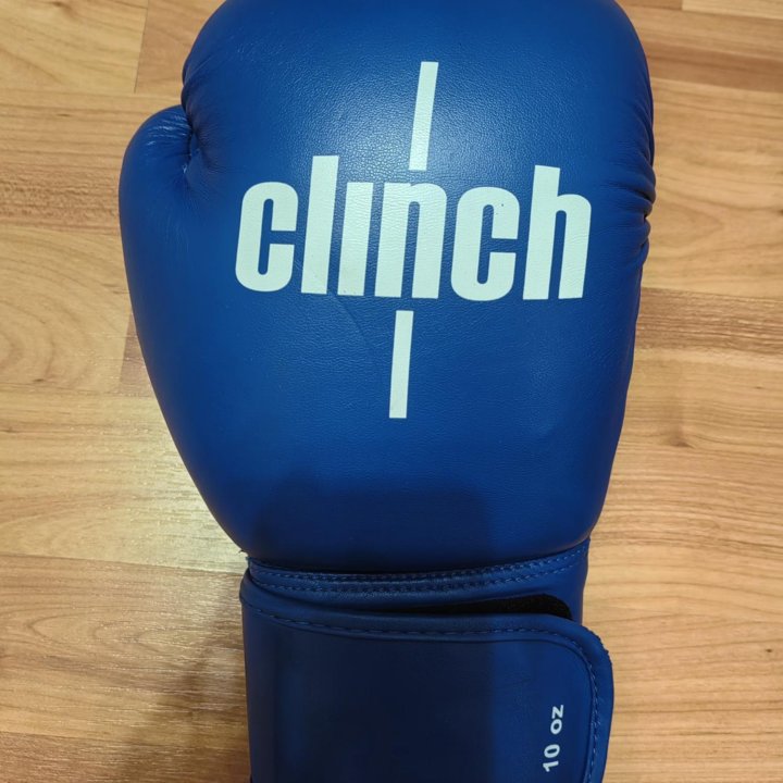 Перчатки боксёрские Clinch 10 oz