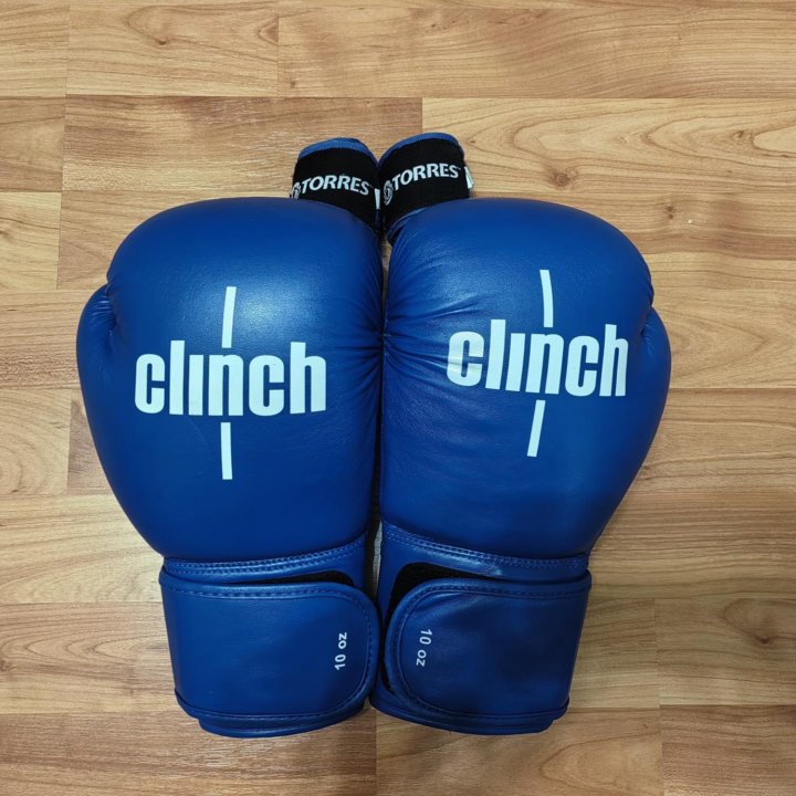 Перчатки боксёрские Clinch 10 oz