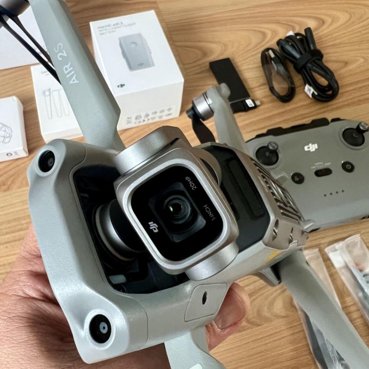 Квадрокоптер DJI Air2S комплект