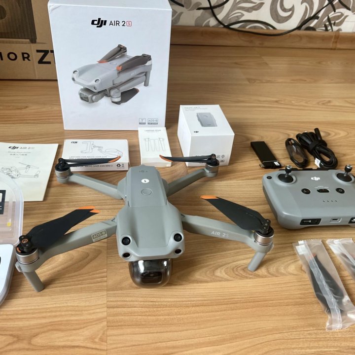 Квадрокоптер DJI Air2S комплект