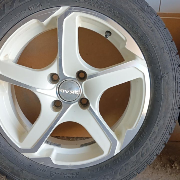 Колеса зима 185/60R15, 4*100