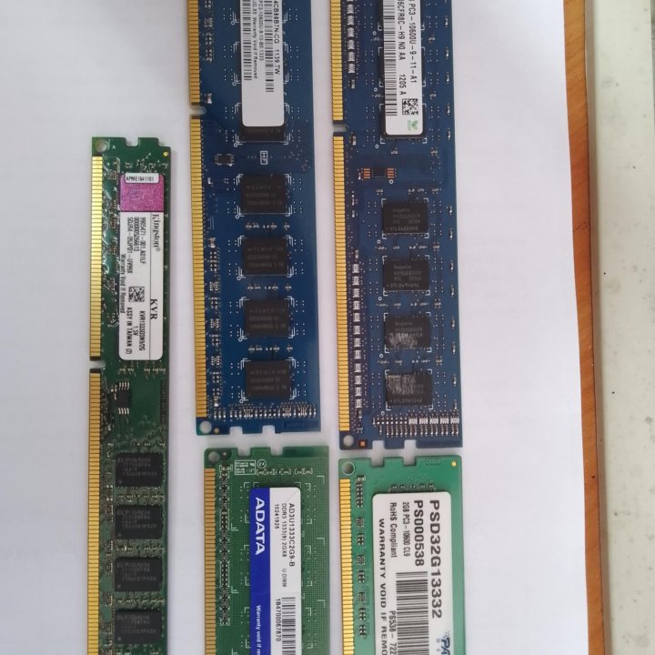 Модуль памяти DDR3 2ГБ