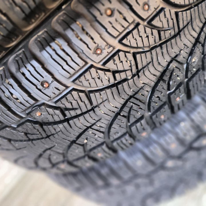 215/65/16, Pirelli Carving Edge, 4 шт