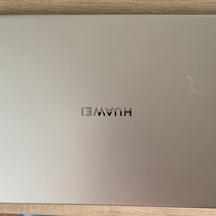 Huawei matebook