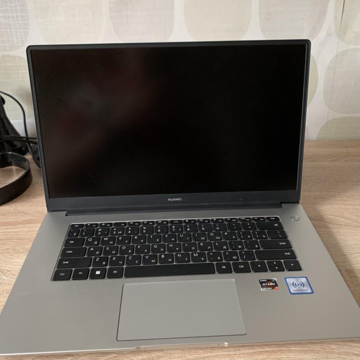 Huawei matebook