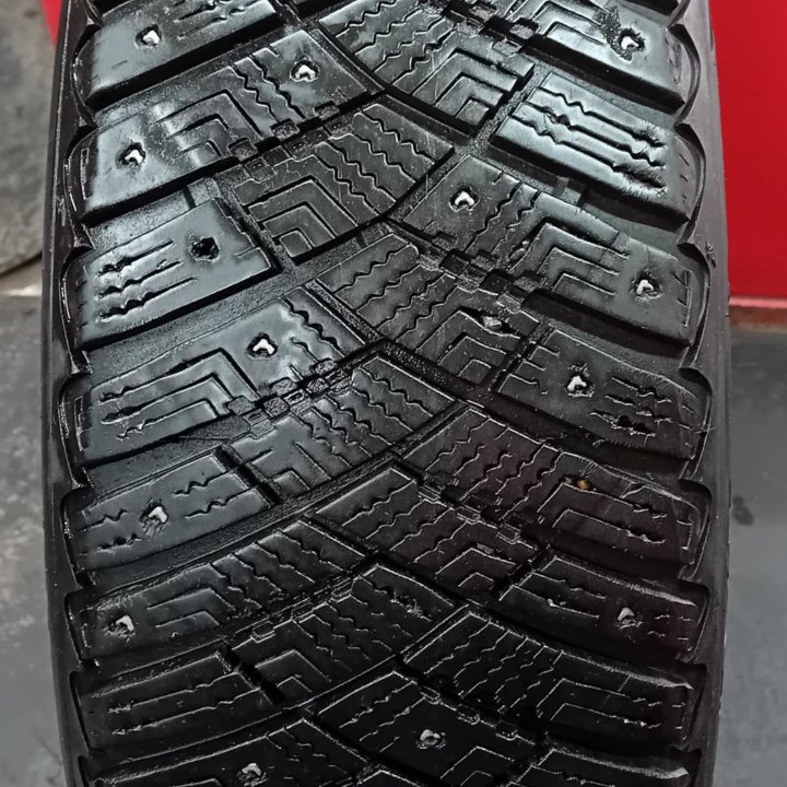 Goodyear Ultra Grip Ice Arctic 185/60 R15