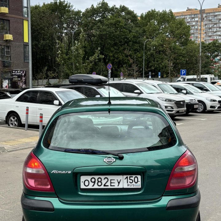 Nissan Almera, 2001