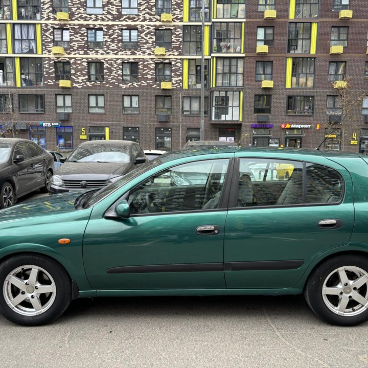 Nissan Almera, 2001