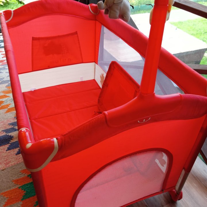 Кроватка-манеж