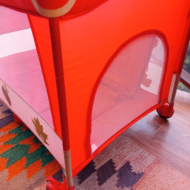 Кроватка-манеж