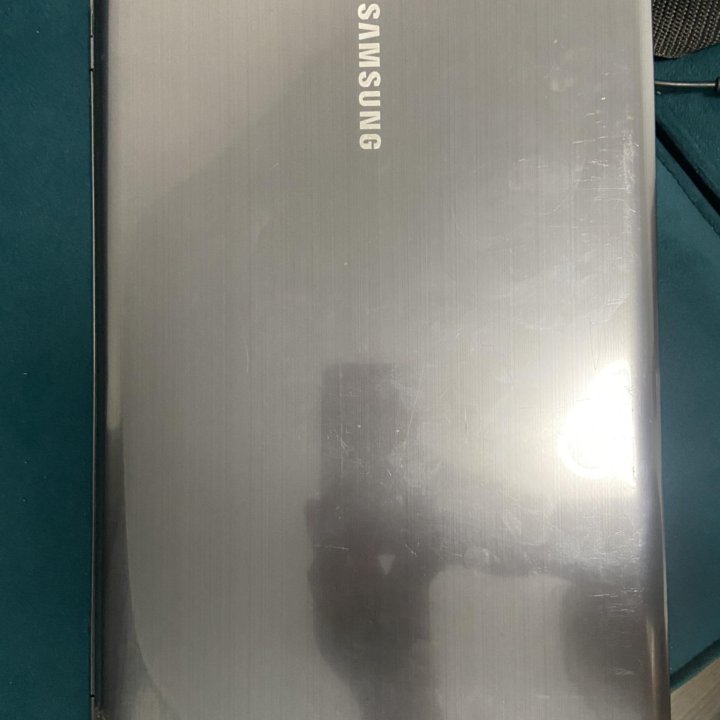 Ноутбук Samsung NP355V5X