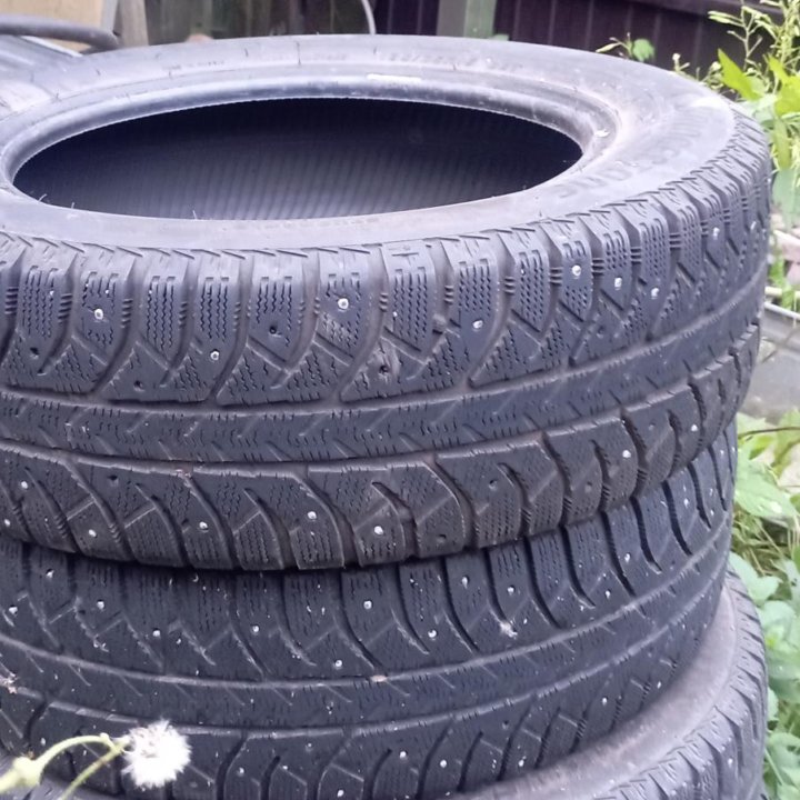 Bridgestone зимняя резина 185/65r15