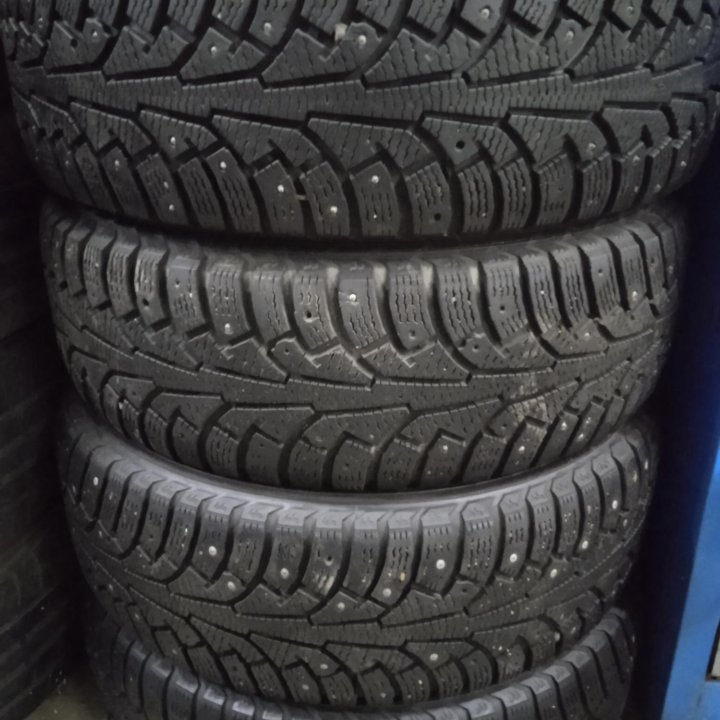 Шины зимние 195/65R15