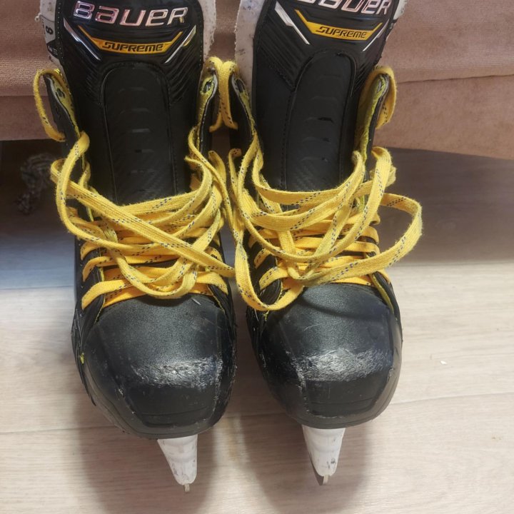 Хоккейные коньки Bauer M4 8 EE