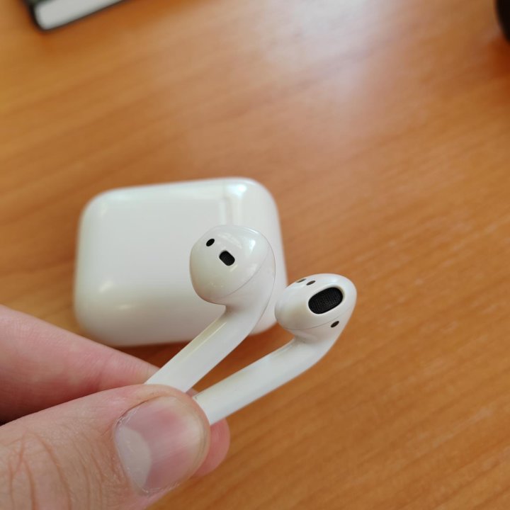 Apple Airpods 2