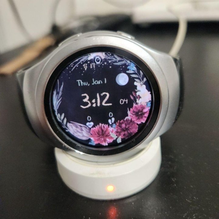 Умные часы Samsung Gear S2