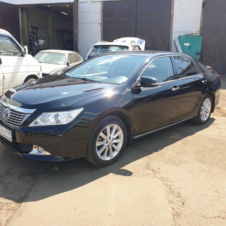 Toyota Camry, 2014