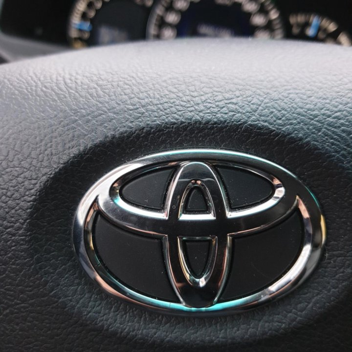 Toyota Camry, 2014