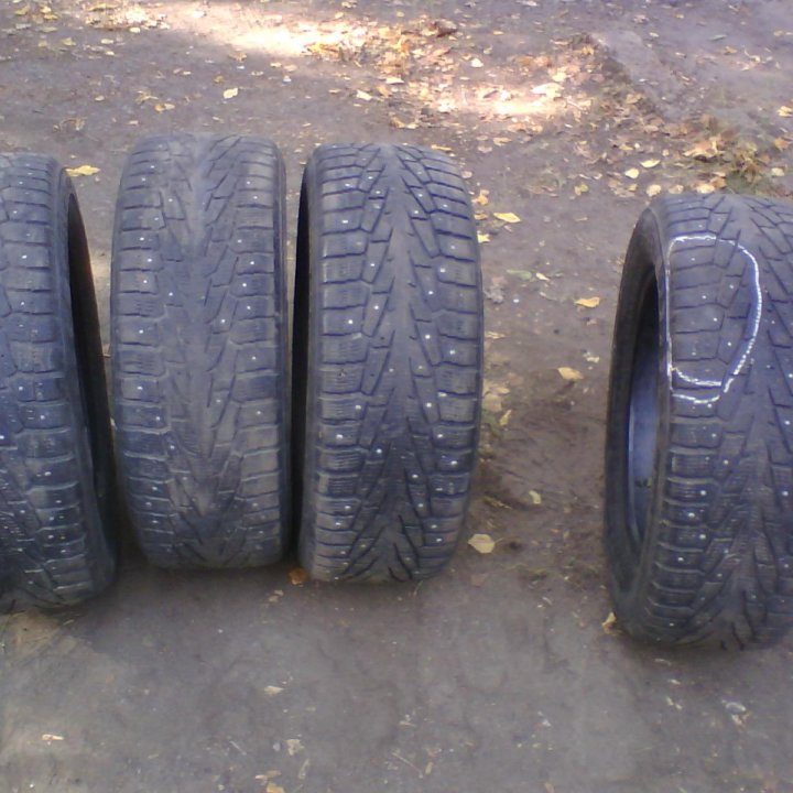 4 шины Nokian Hakkapeliitta 7 220/60 R17 зима