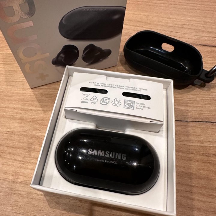 Наушники Samsung galaxy buds +