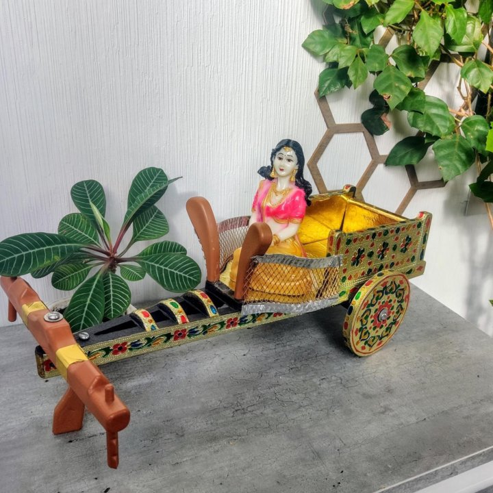 Телега с индийской девушкой, Индия