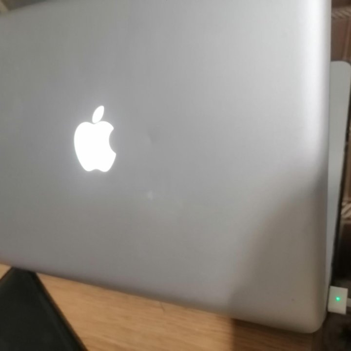 Macbook pro 13 2011