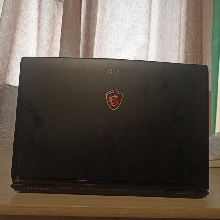 Продам игровой ноутбук MSI