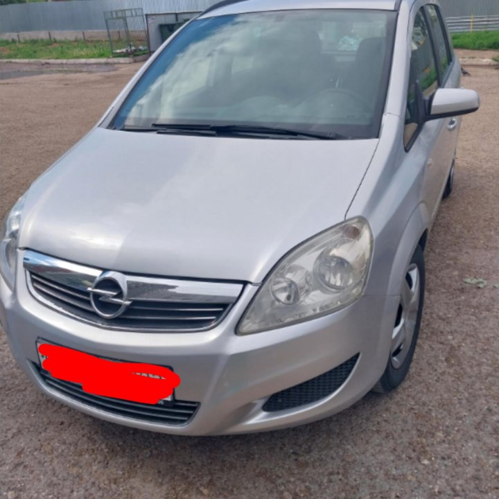 Opel Zafira, 2008