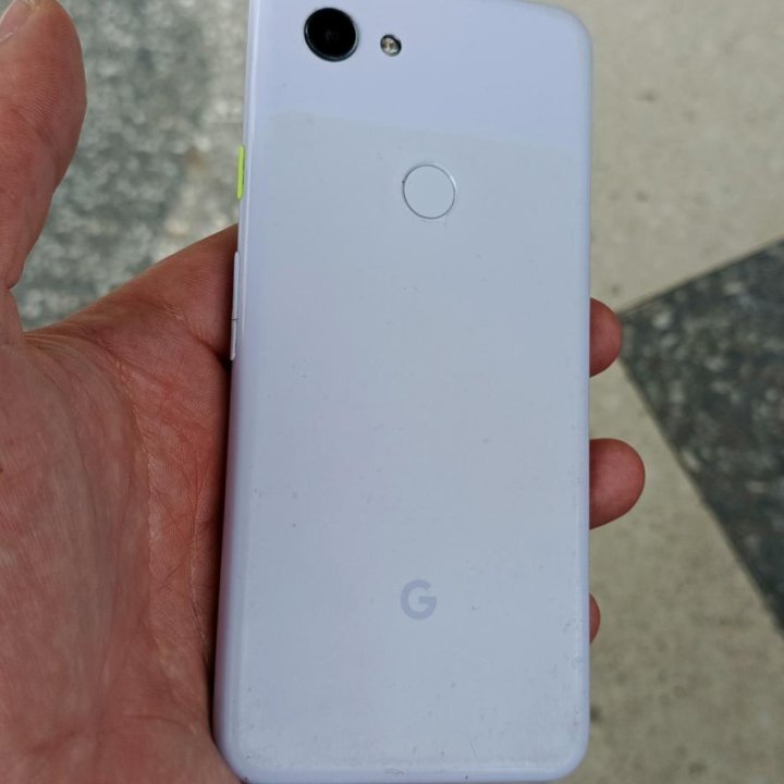 Смартфон Google Pixel 3a