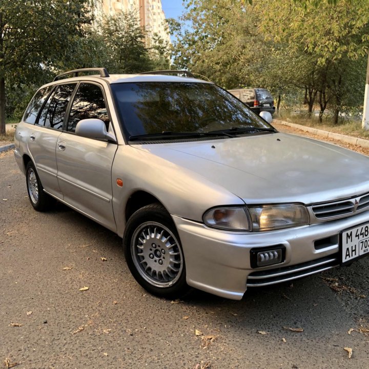 Mitsubishi Lancer, 2000