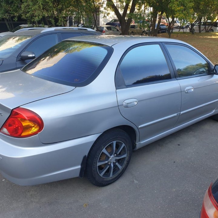 Kia Spectra, 2008